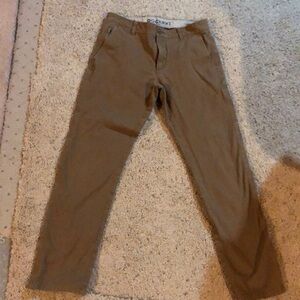 Dockers Khaki Pants Men's Size 32x32 chestnut khaki Slim Fit